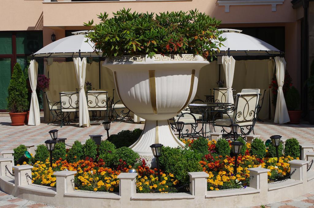 סופיה Anastasia Boutique Aparthotel מראה חיצוני תמונה